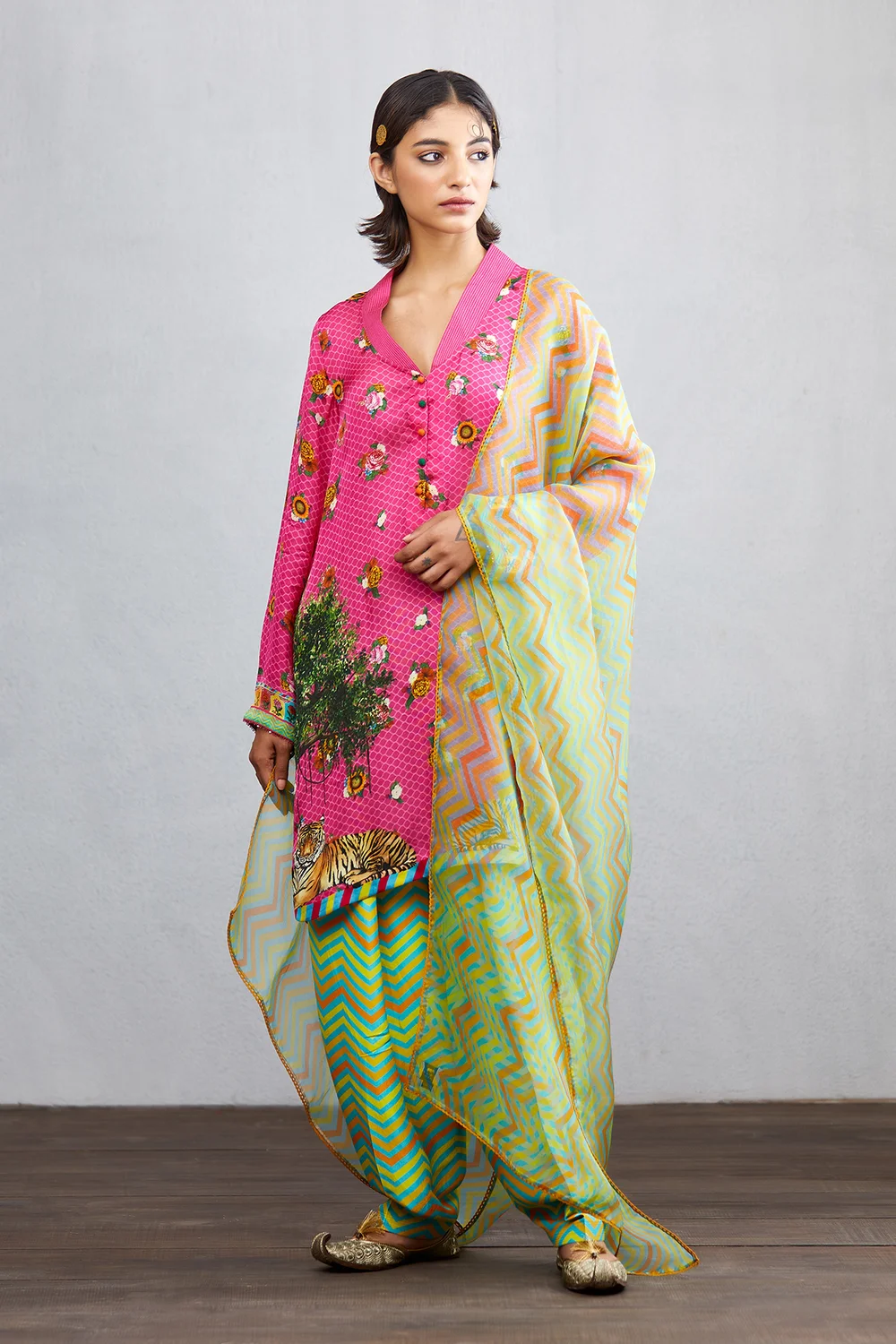 Firoza Hiraman Tota Kurta Set